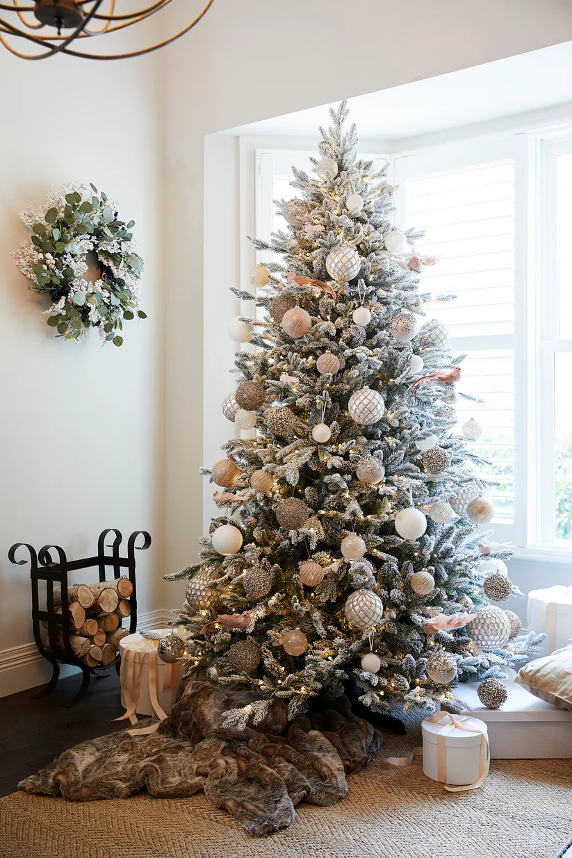 CHAMPAGNE STARS BAUBLE - Image 3