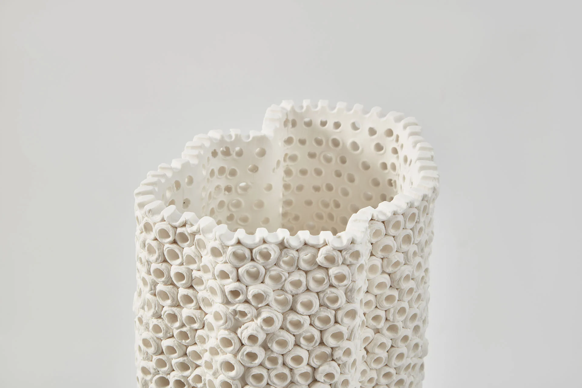CORALITE VASE IVORY - Image 3