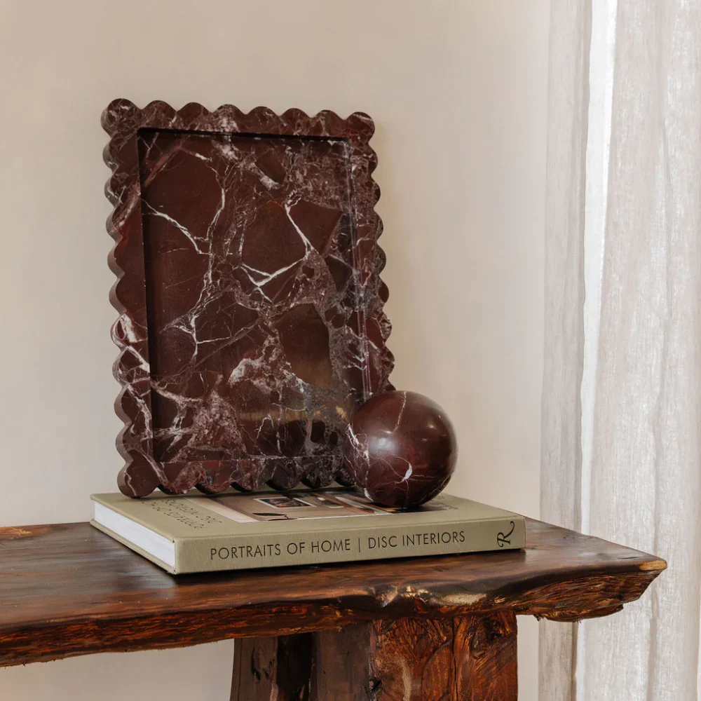 CoTHEORY | PALAZZO SCALLOPED TRAY - ROSSO LEVANTO - Image 4
