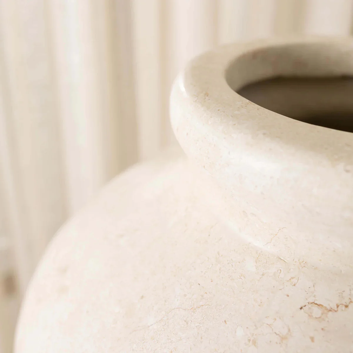 LAGUNA VASE SMOKEY WHITE - Image 5