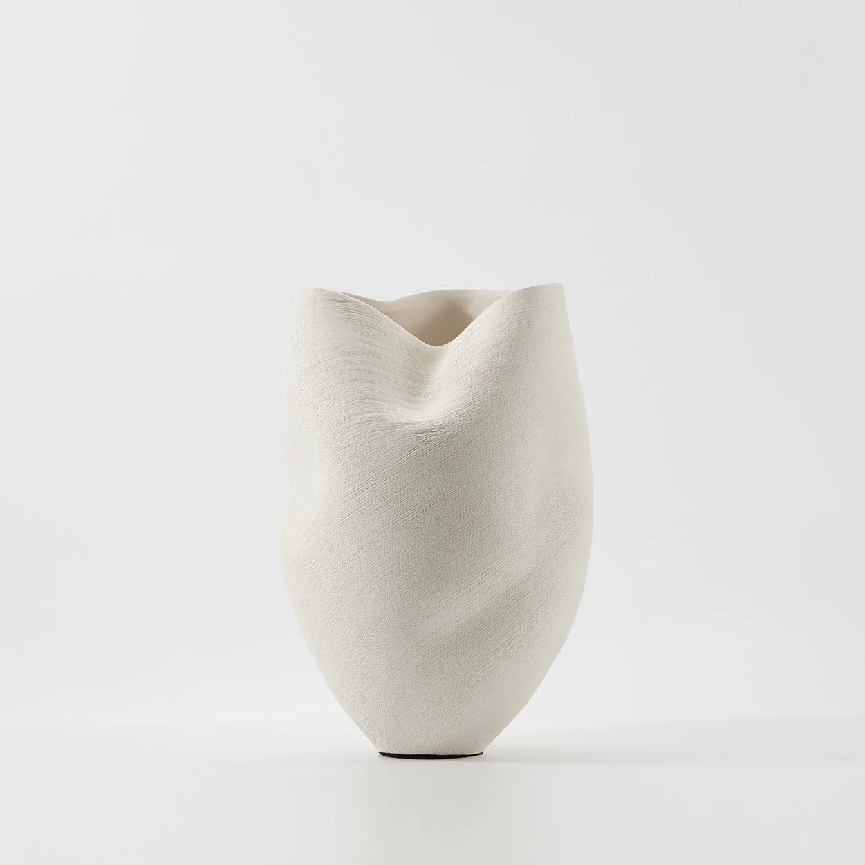 MORPH VASE IVORY