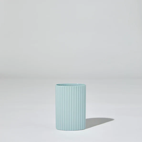 RIPPLE VASE  LIGHT BLUE (S)